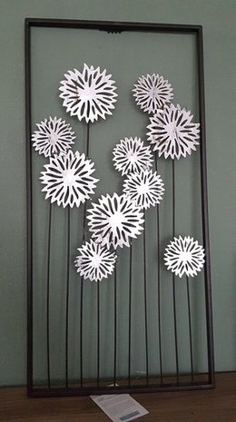 Wanddecoratie 'bloemen' metaal  62cm